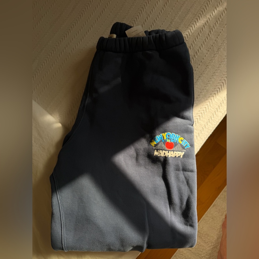 Madhappy NYC Soho Concept Shop Exclusive Capsule Set - Picture 9 of 16